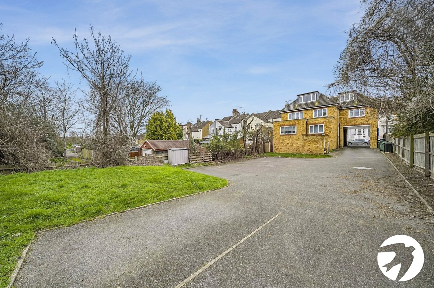1 bedroom property to rent in Greenhithe | Robinson Michael & Jackson