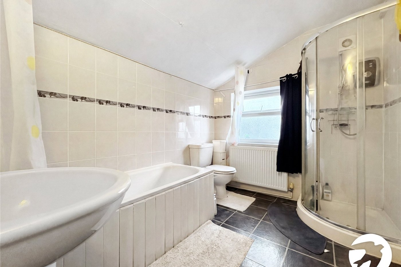 2 bedroom house to rent in Gillingham | Robinson Michael & Jackson