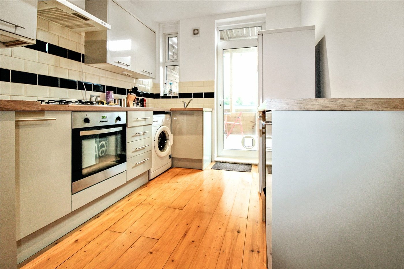 2 bedroom property to rent in Orpington | Robinson Jackson