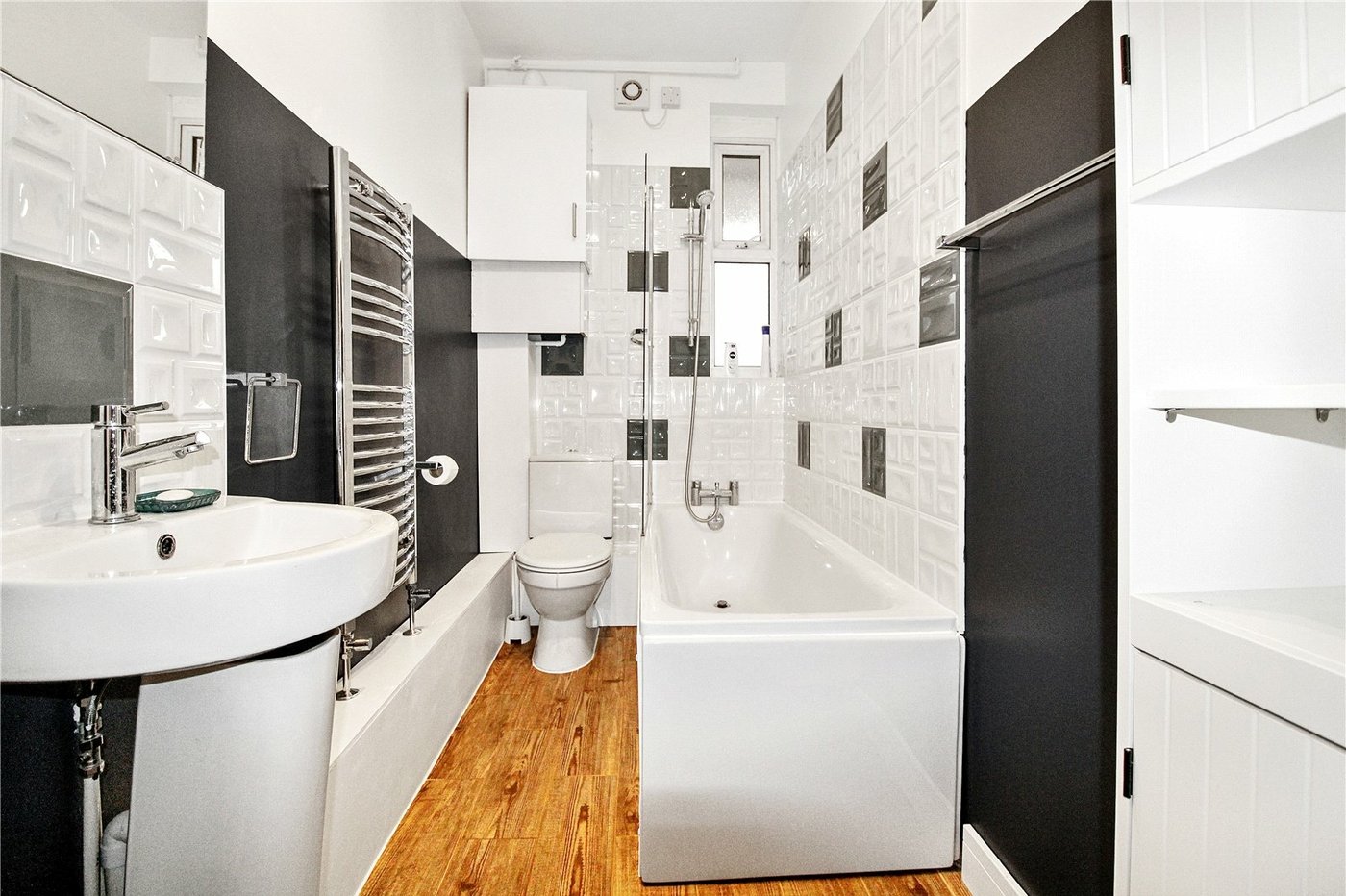 2 bedroom property to rent in Orpington | Robinson Jackson