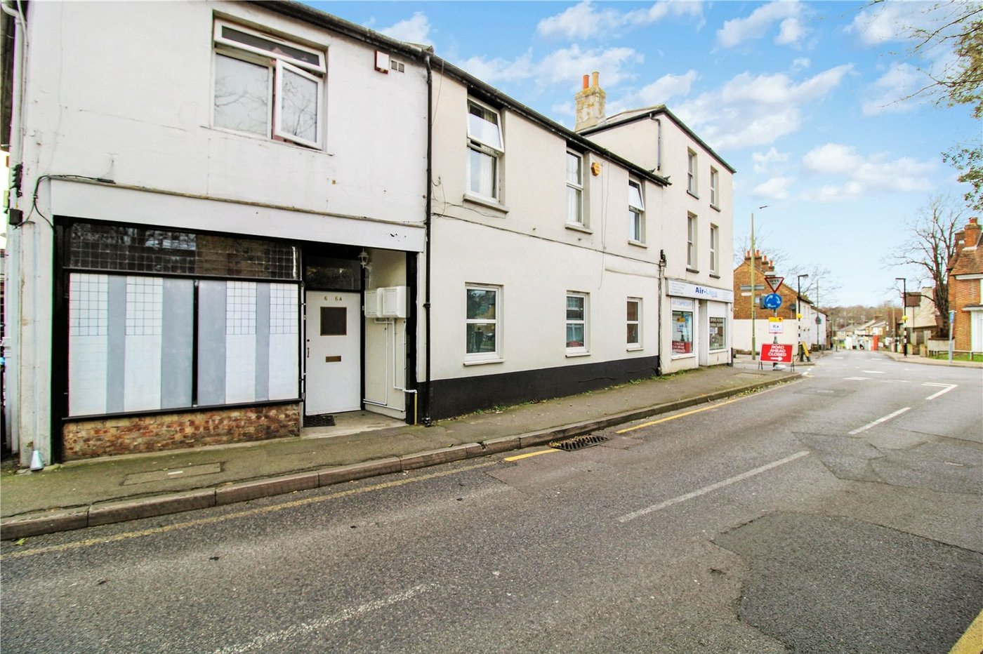 2 bedroom property to rent in Orpington | Robinson Jackson