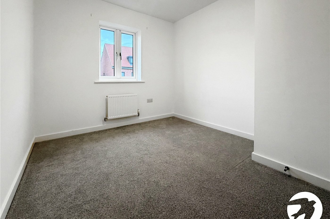 3 bedroom house to rent in Rainham | Robinson Michael & Jackson