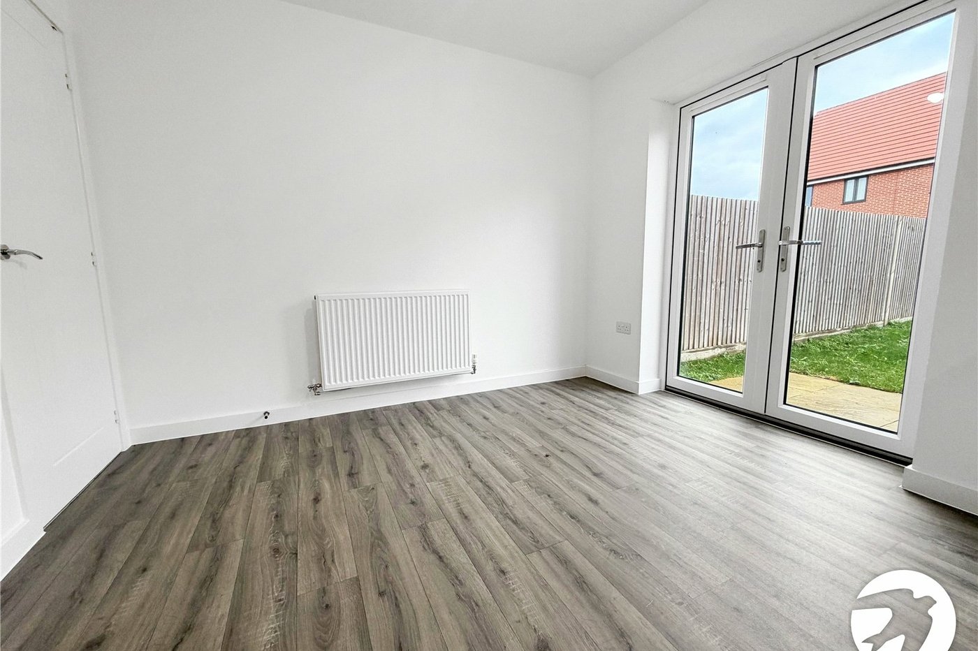 3 bedroom house to rent in Rainham | Robinson Michael & Jackson