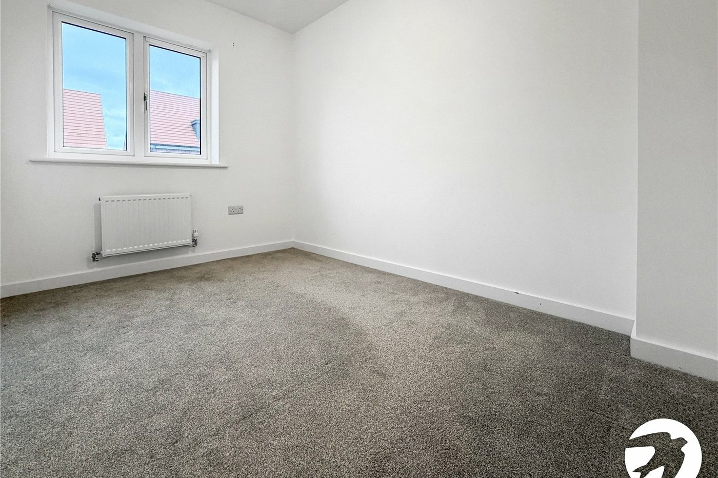 3 bedroom house to rent in Rainham | Robinson Michael & Jackson