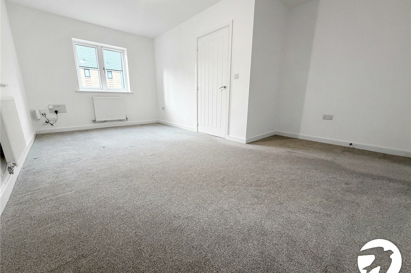3 bedroom house to rent in Rainham | Robinson Michael & Jackson