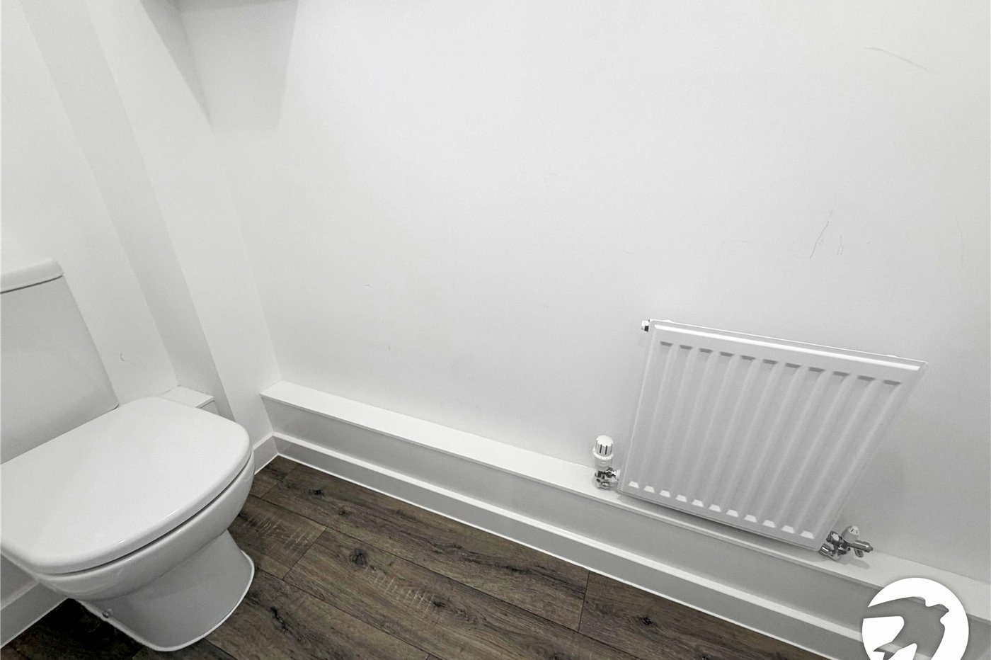 3 bedroom house to rent in Rainham | Robinson Michael & Jackson