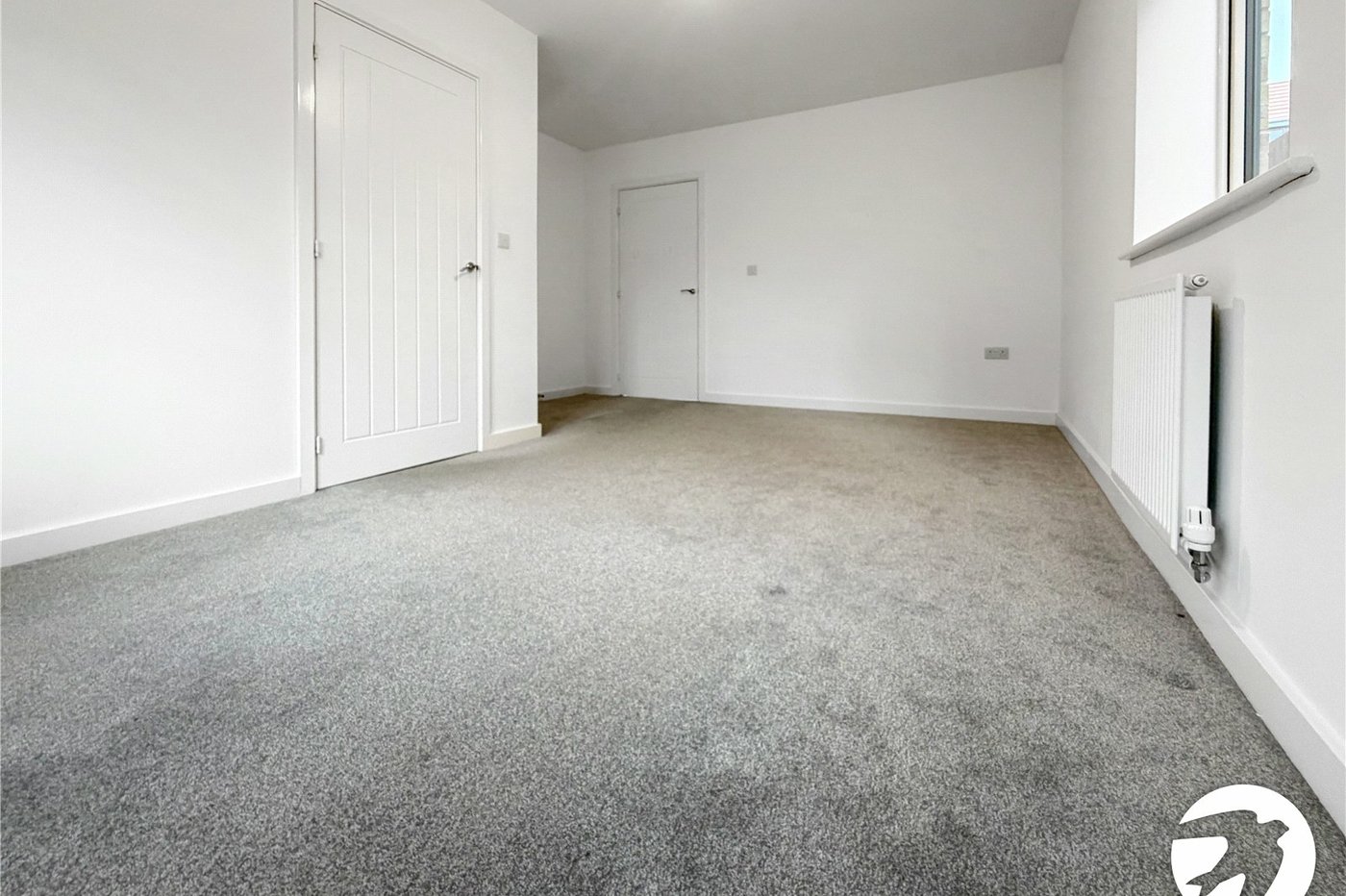 3 bedroom house to rent in Rainham | Robinson Michael & Jackson