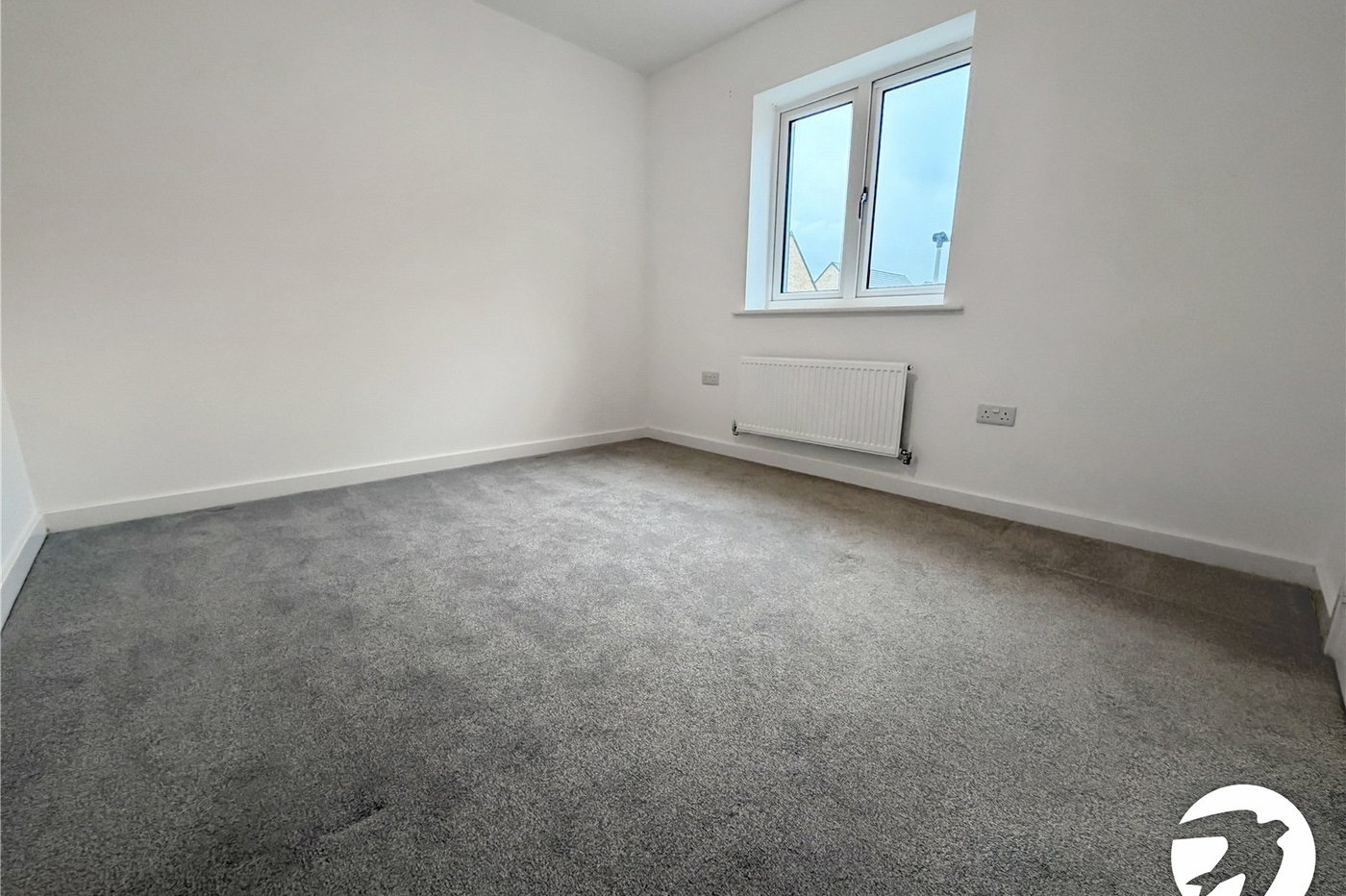 3 bedroom house to rent in Rainham | Robinson Michael & Jackson