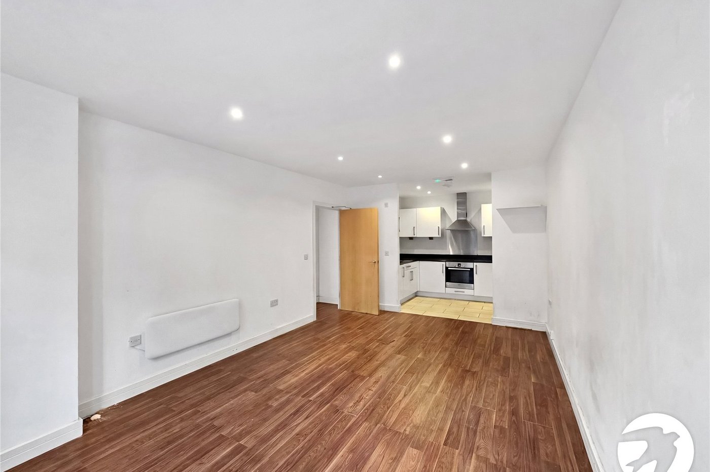 2 bedroom property to rent in Birdwood Avenue | Robinson Jackson