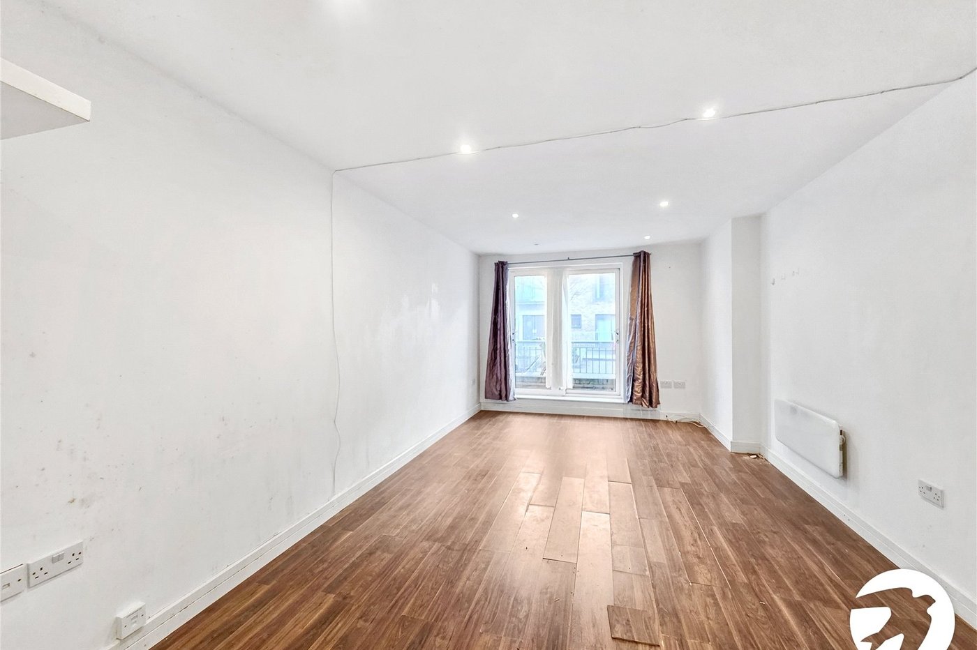 2 bedroom property to rent in Birdwood Avenue | Robinson Jackson