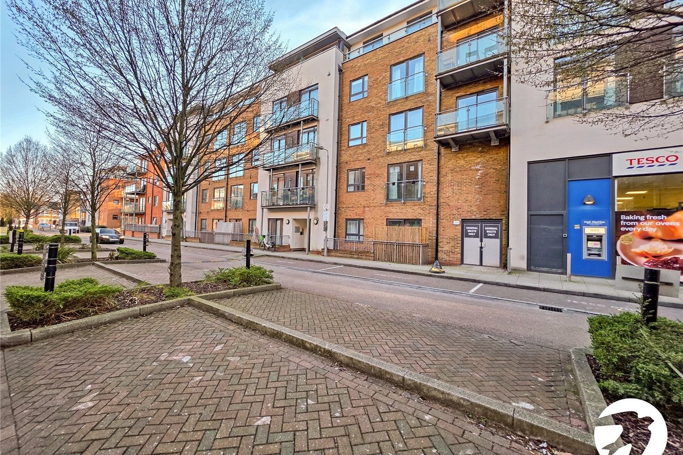 2 bedroom property to rent in Birdwood Avenue | Robinson Jackson