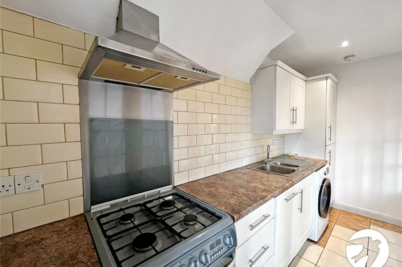 2 bedroom property to rent in High Halstow | Robinson Michael & Jackson