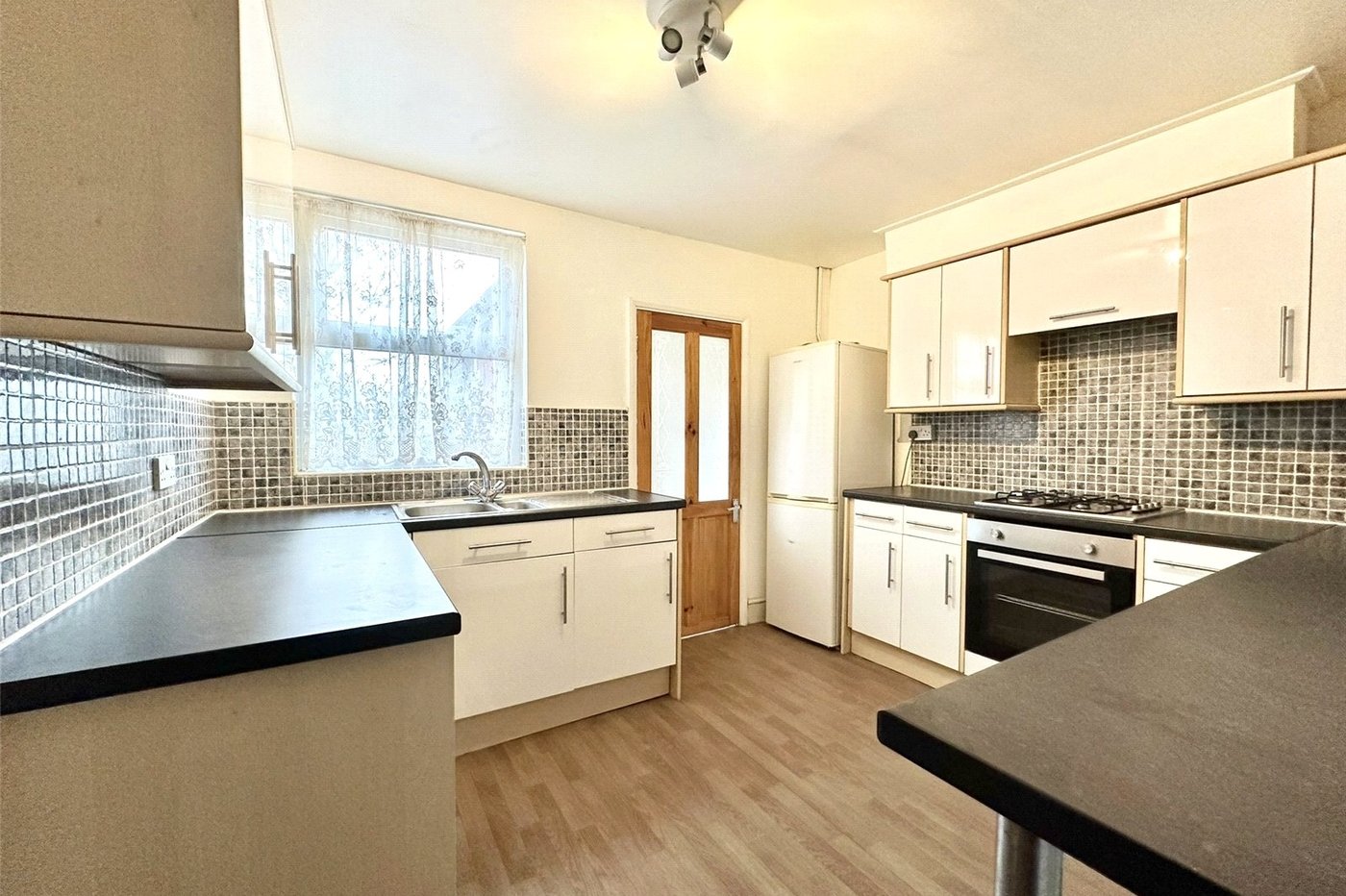 2 bedroom house to rent in Swanscombe | Robinson Michael & Jackson