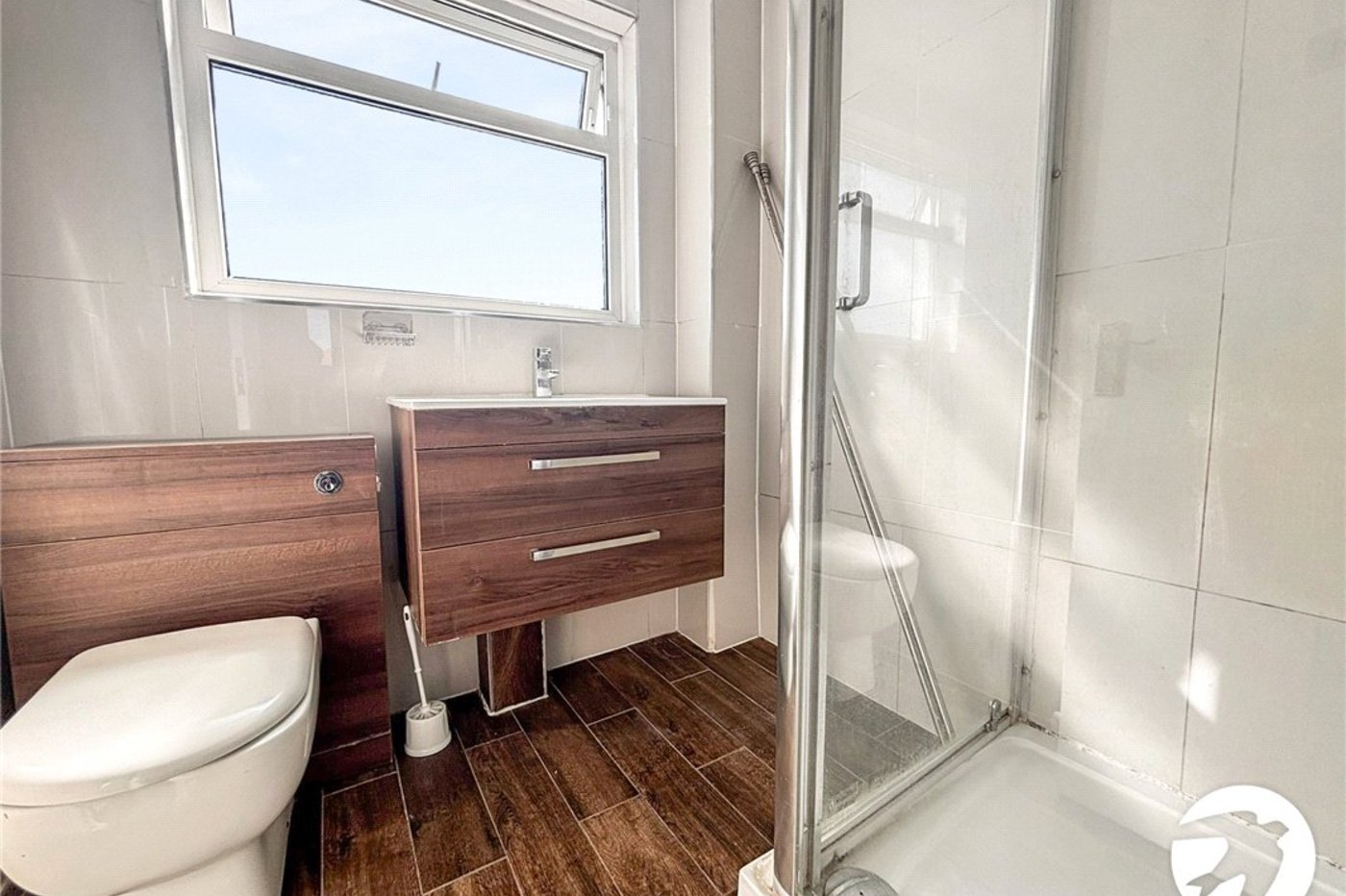 5 bedroom house to rent in Hextable | Robinson Jackson