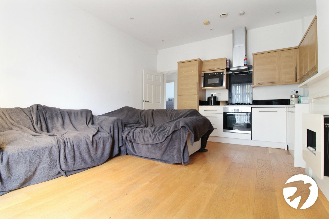 2 bedroom property to rent in Gravesend | Robinson Michael & Jackson
