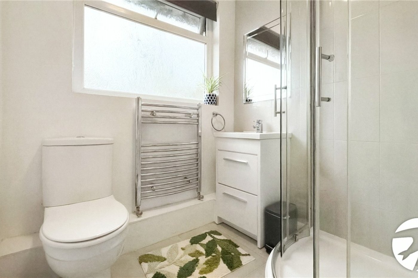 2 bedroom property to rent in Orpington | Robinson Jackson