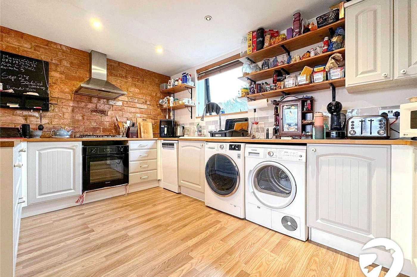 2 bedroom property to rent in Maidstone | Robinson Michael & Jackson