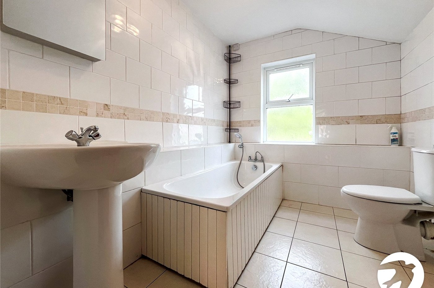 3 bedroom house to rent in Rochester | Robinson Michael & Jackson