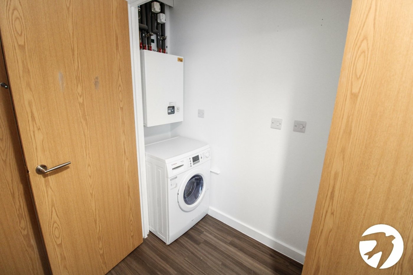 1 bedroom property to rent in Greenhithe | Robinson Michael & Jackson