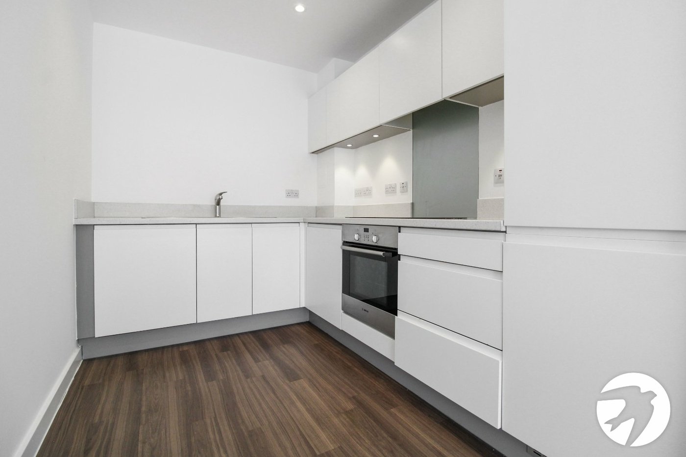 1 bedroom property to rent in Greenhithe | Robinson Michael & Jackson