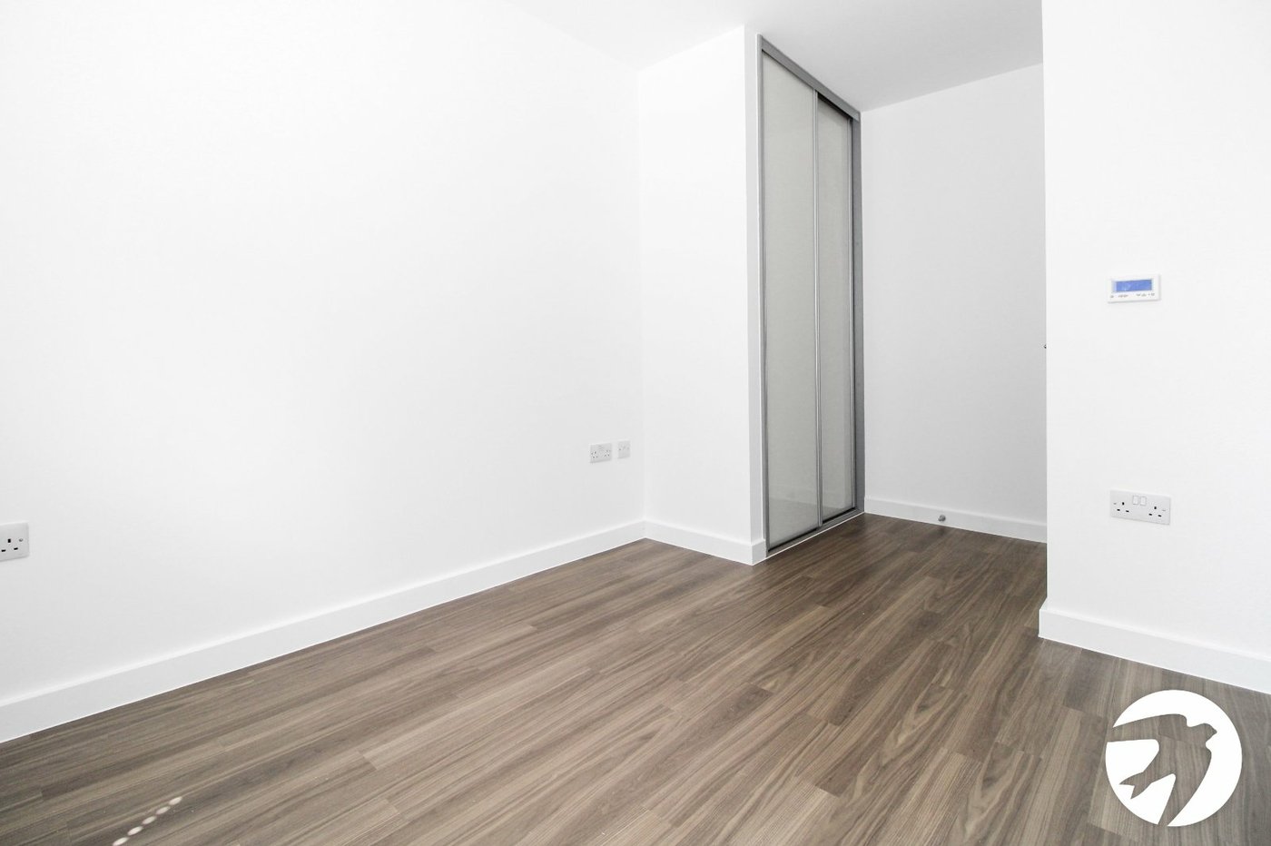 1 bedroom property to rent in Greenhithe | Robinson Michael & Jackson