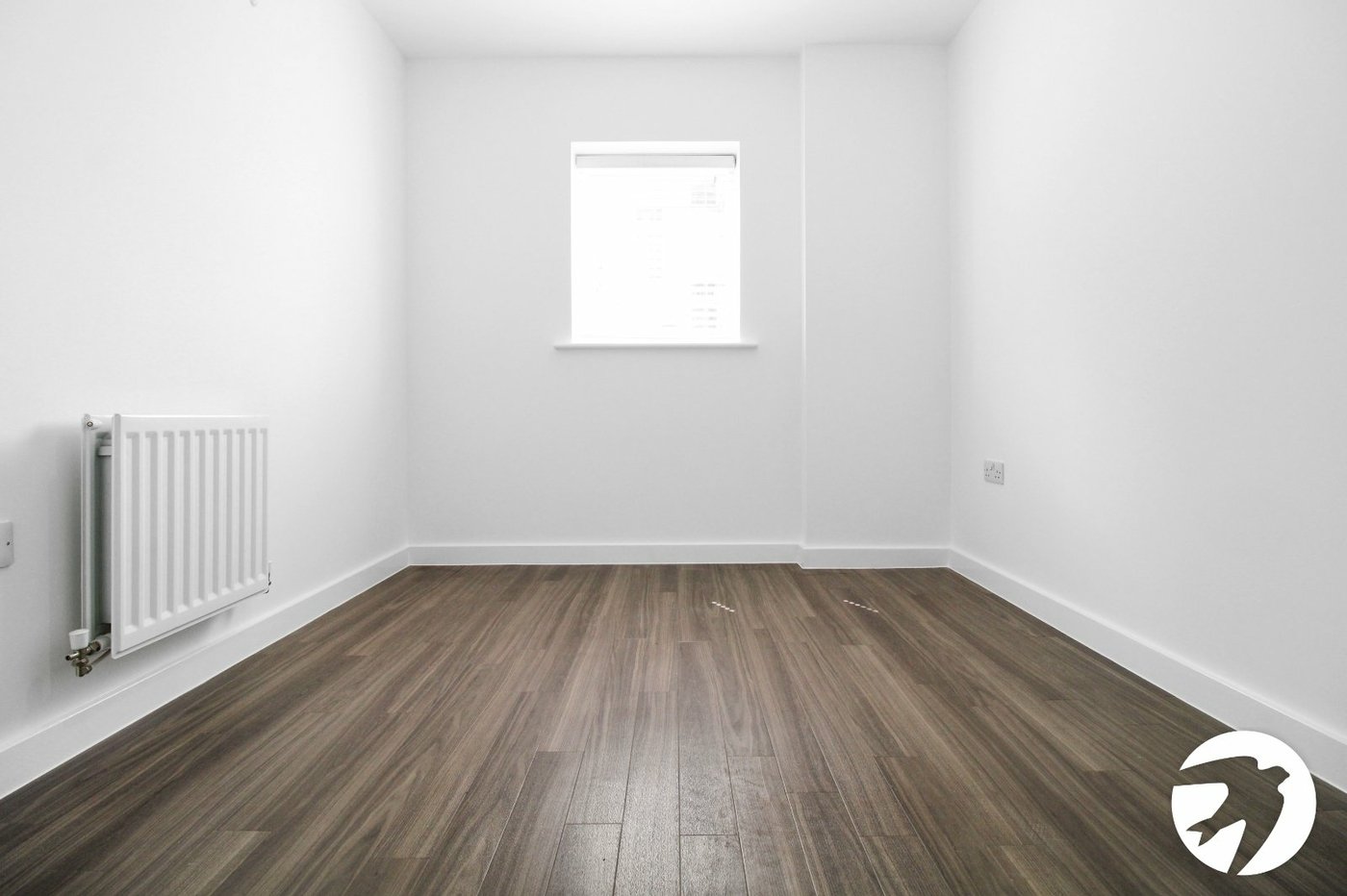 1 bedroom property to rent in Greenhithe | Robinson Michael & Jackson