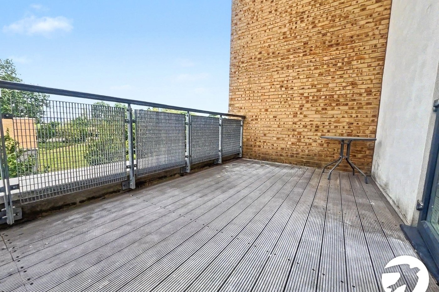 2 bedroom property to rent in Belvedere | Robinson Jackson