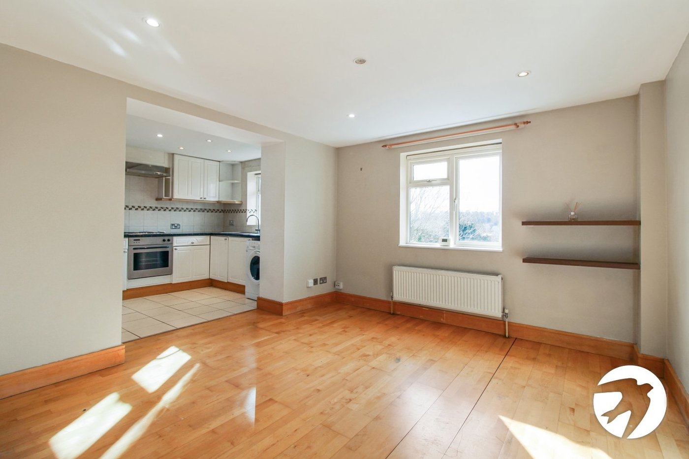 2 bedroom property to rent in Bean Road | Robinson Michael & Jackson