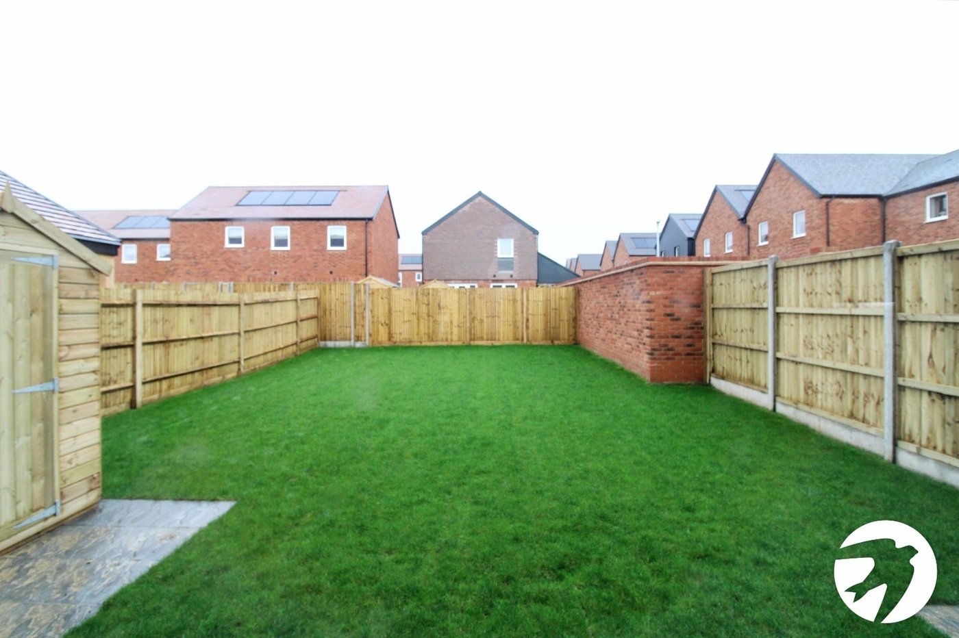 3 bedroom house to rent in Alkerden | Robinson Michael & Jackson