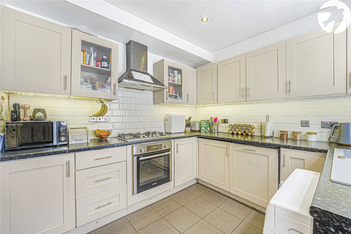 4 bedroom house to rent in Dartford | Robinson Jackson