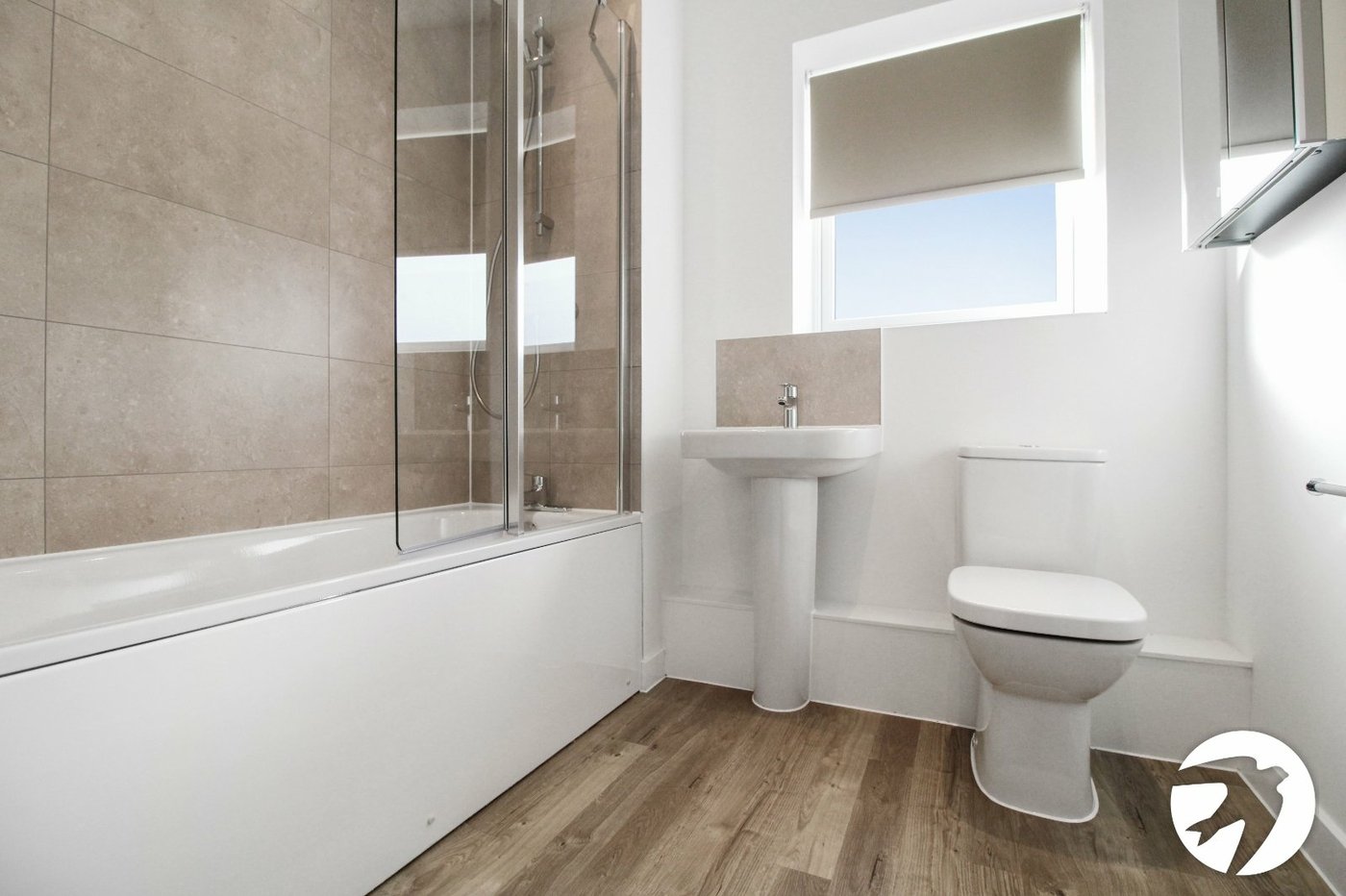 2 bedroom property to rent in Alkerden | Robinson Michael & Jackson