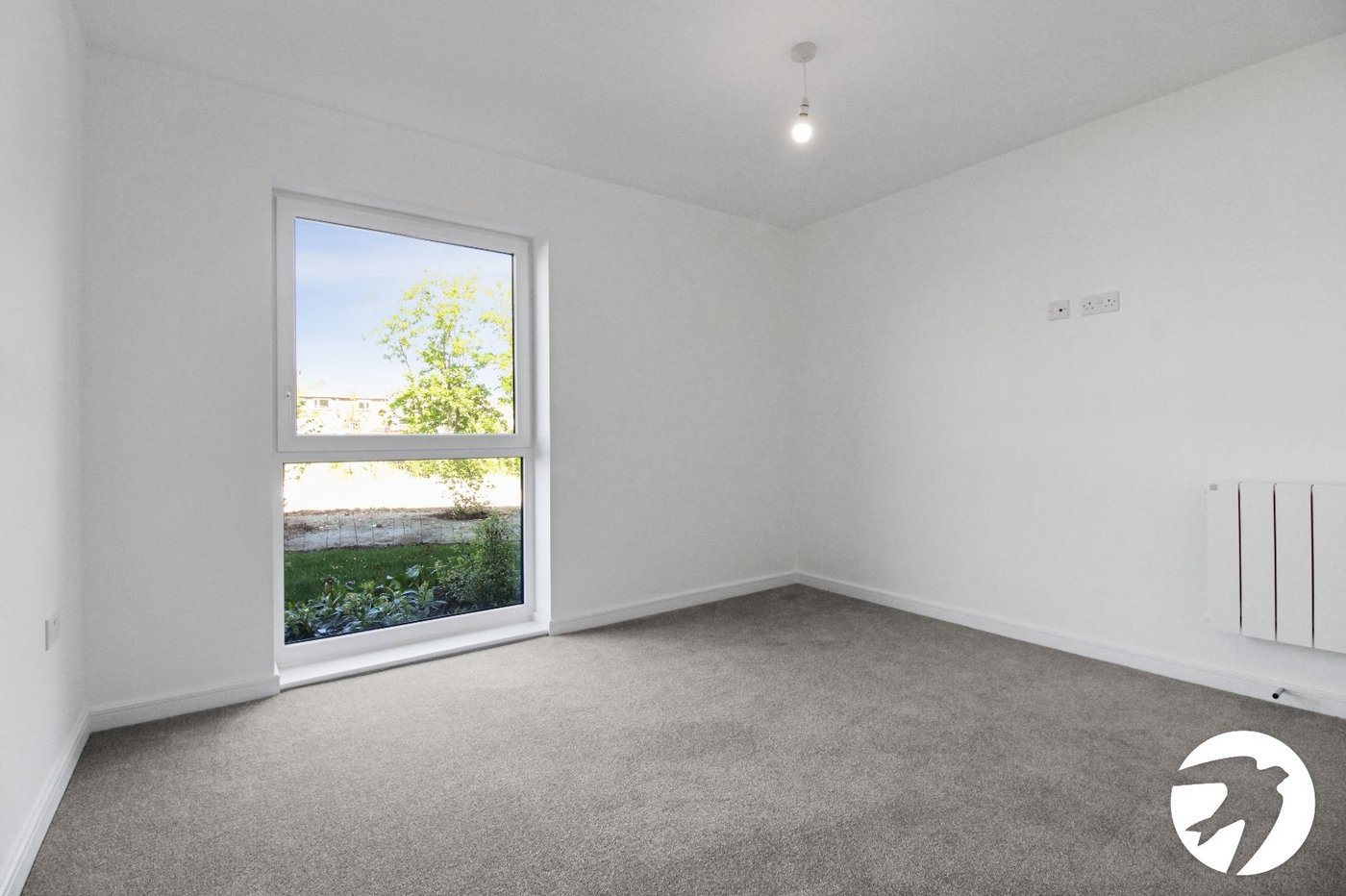 2 bedroom property to rent in Alkerden | Robinson Michael & Jackson