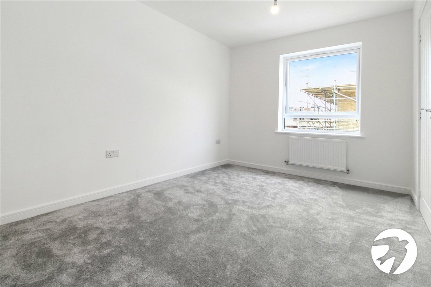 2 bedroom house to rent in Alkerden | Robinson Michael & Jackson