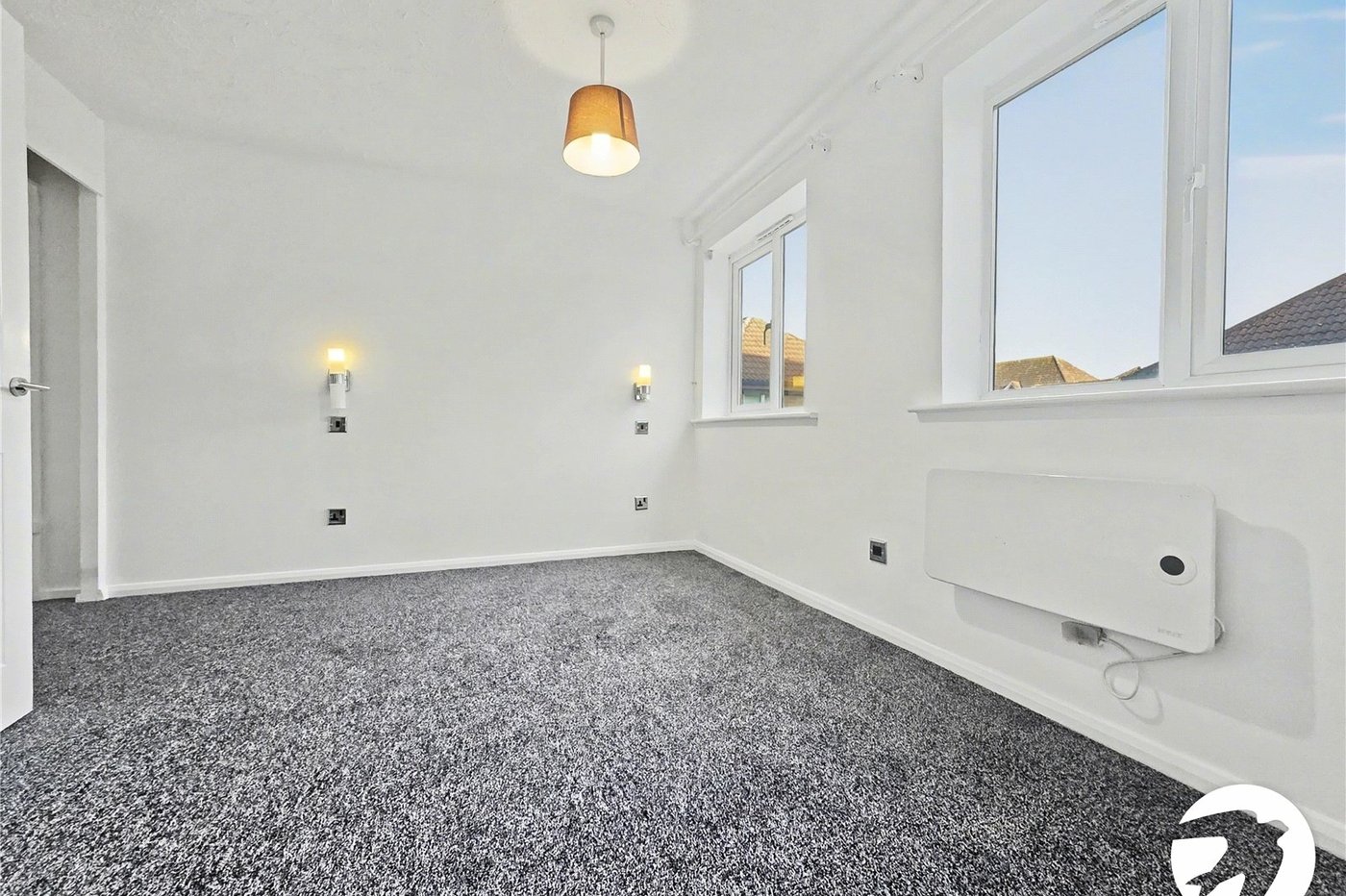 2 bedroom property to rent in Erith | Robinson Jackson