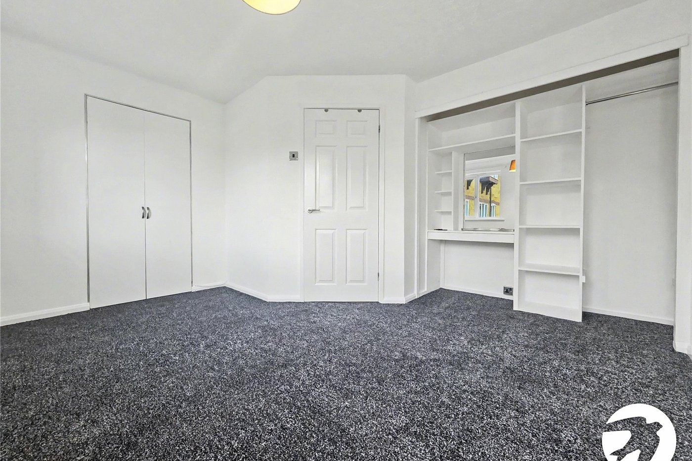 2 bedroom property to rent in Erith | Robinson Jackson