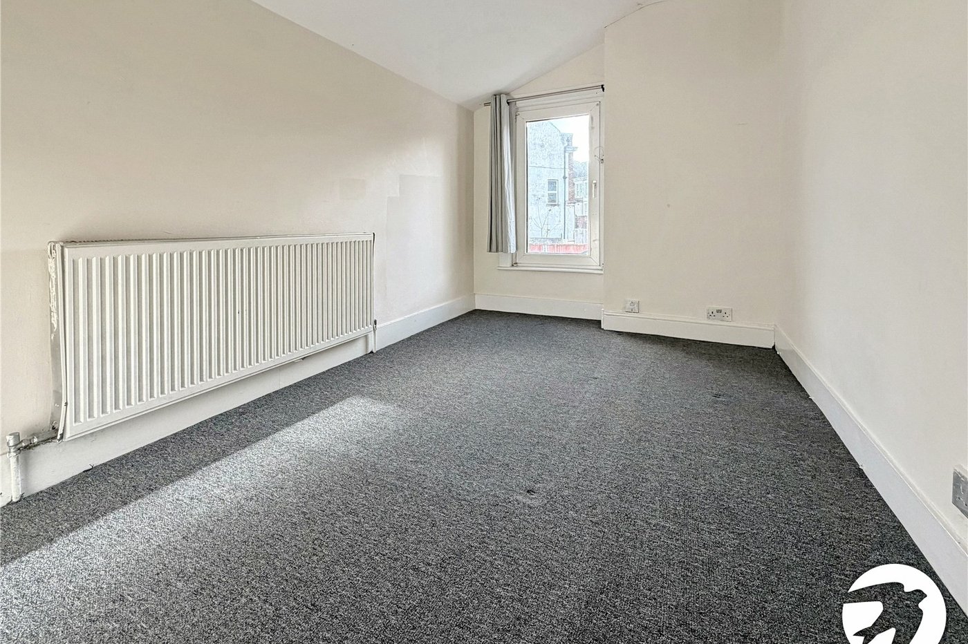 3 bedroom house to rent in Gillingham | Robinson Michael & Jackson