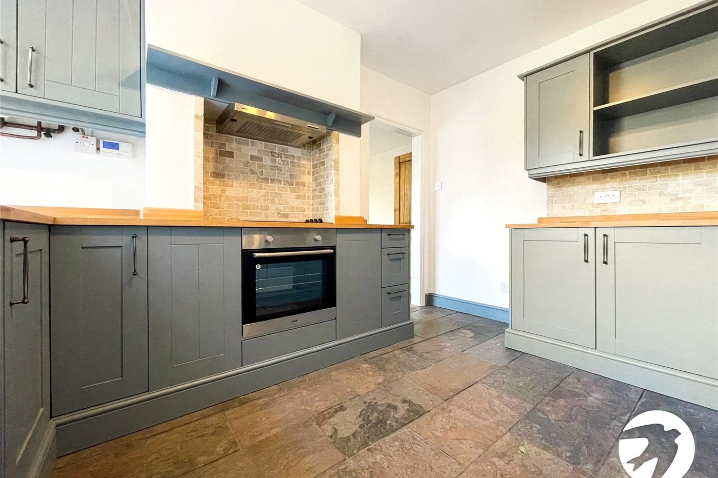 3 bedroom house to rent in Horton Kirby | Robinson Jackson