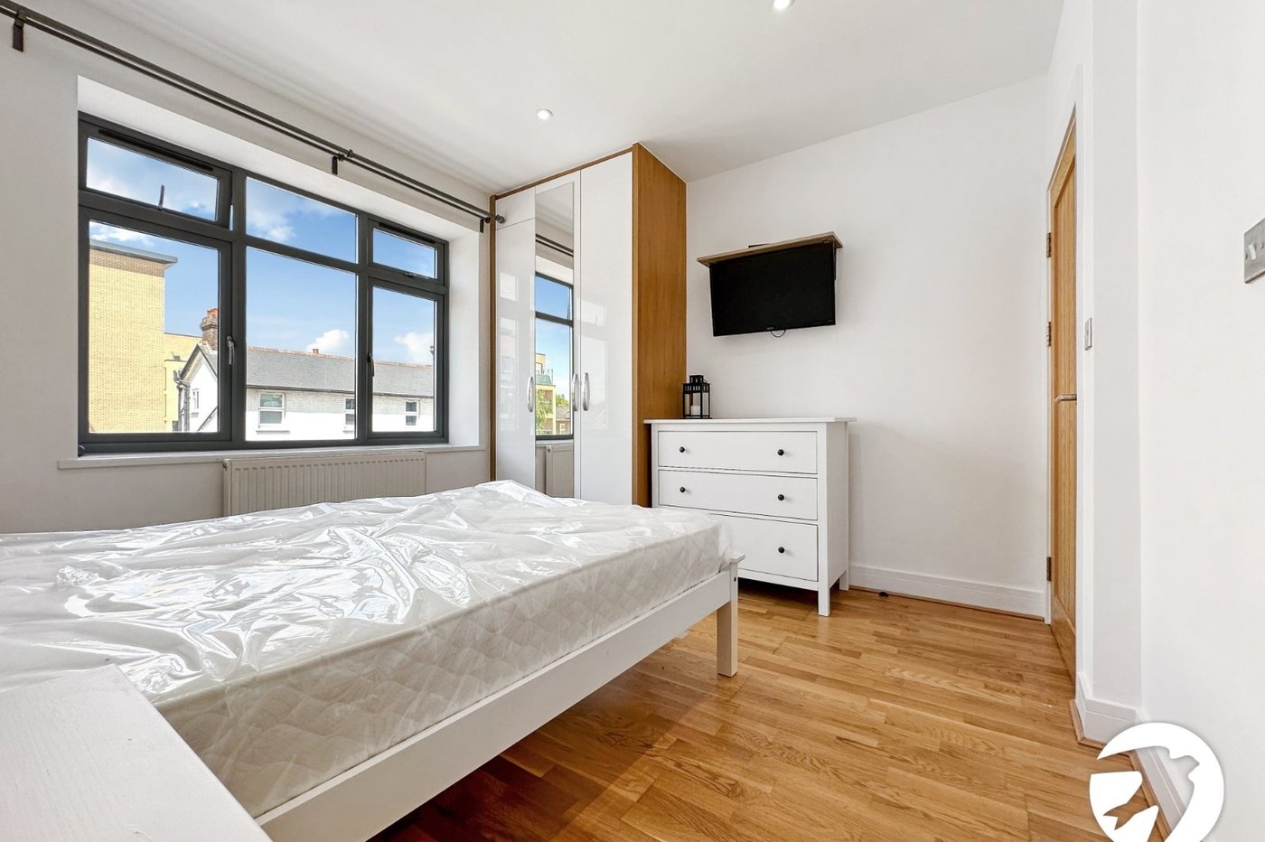 2 bedroom property to rent in Eltham | Robinson Jackson