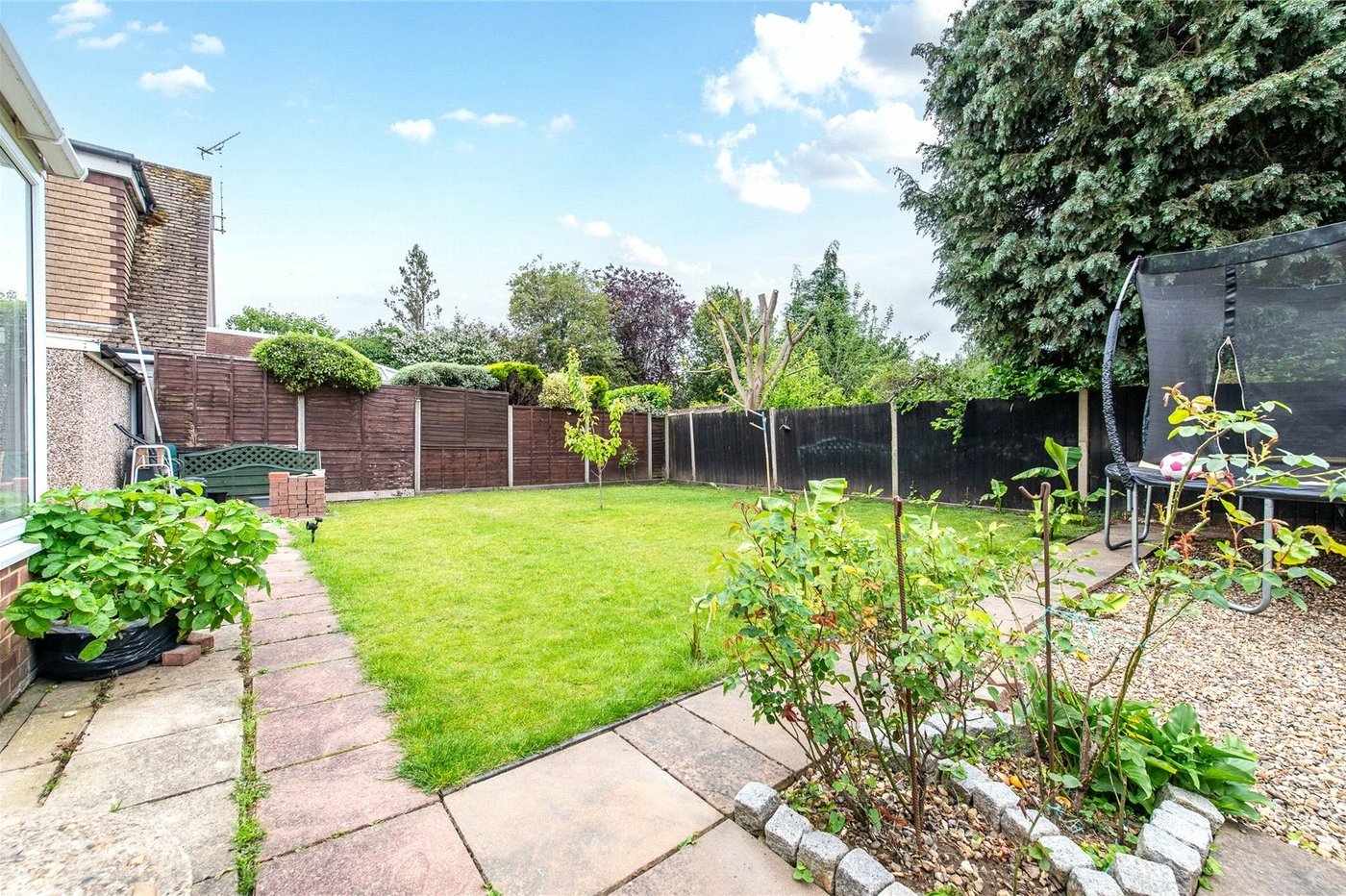 3 bedroom house to rent in Maidstone | Robinson Michael & Jackson