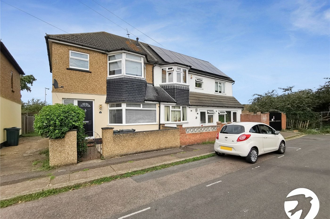 3 bedroom house to rent in Dartford | Robinson Jackson