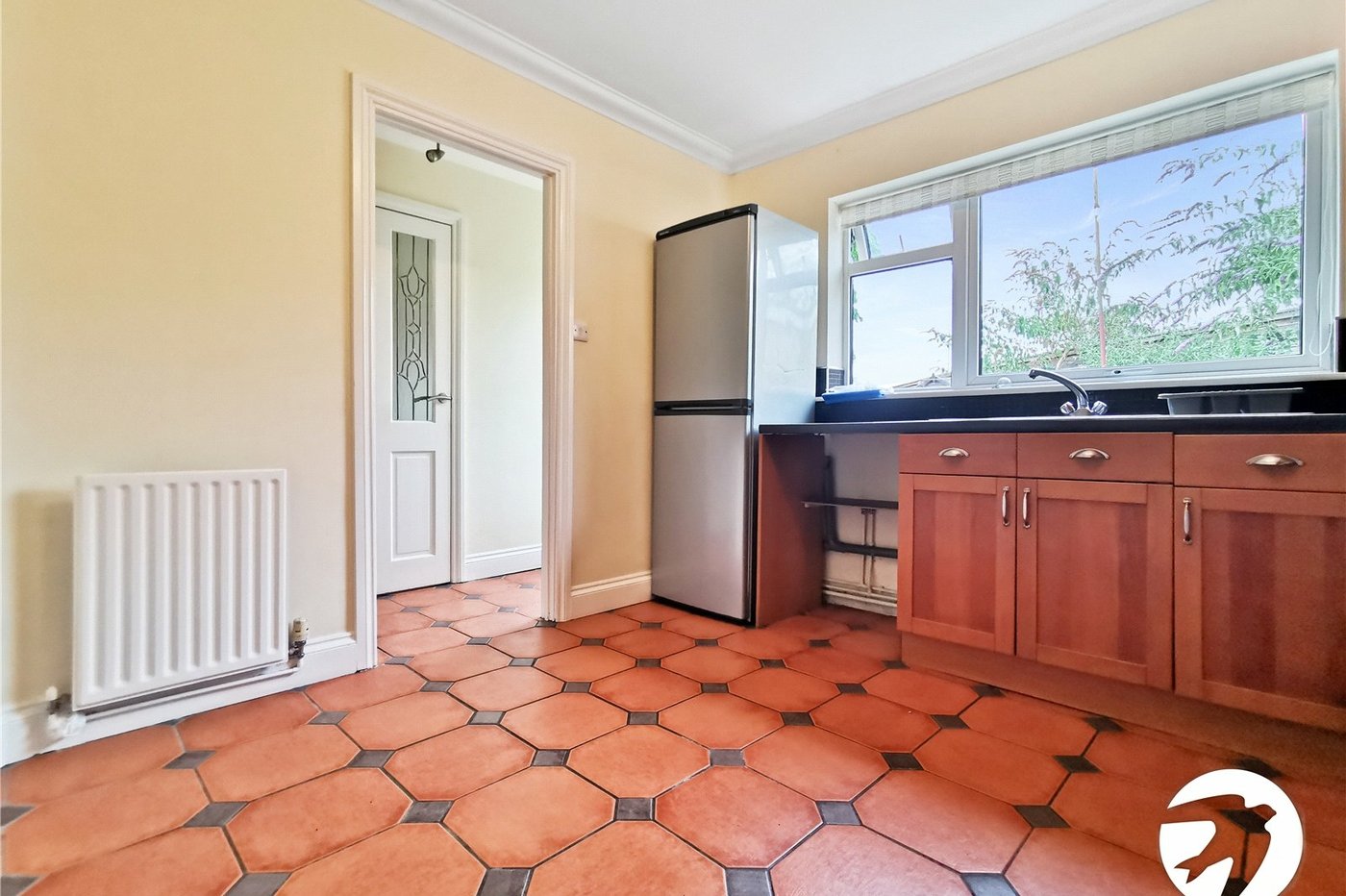 3 bedroom house to rent in Dartford | Robinson Jackson