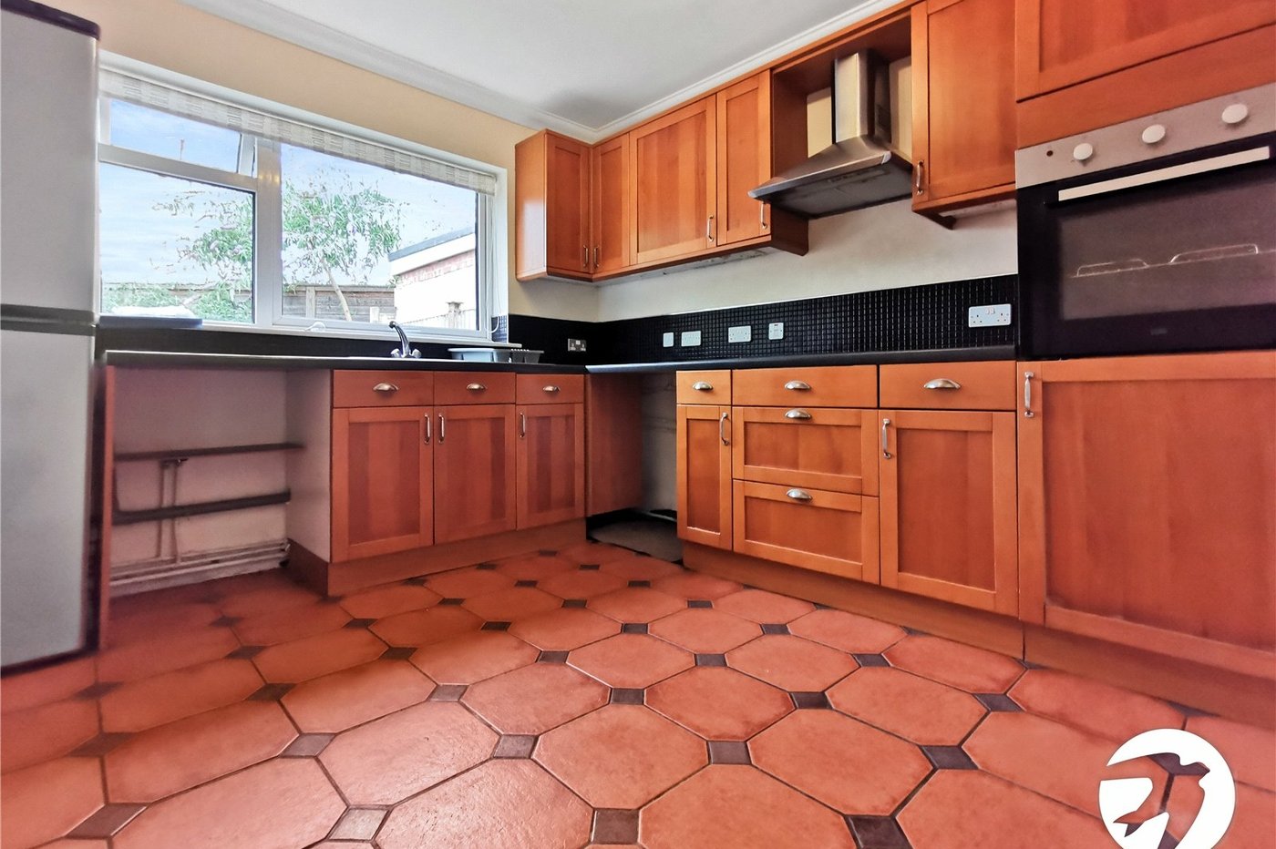 3 bedroom house to rent in Dartford | Robinson Jackson