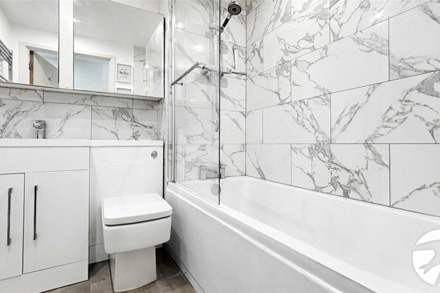 2 bedroom property to rent in Orpington | Robinson Jackson