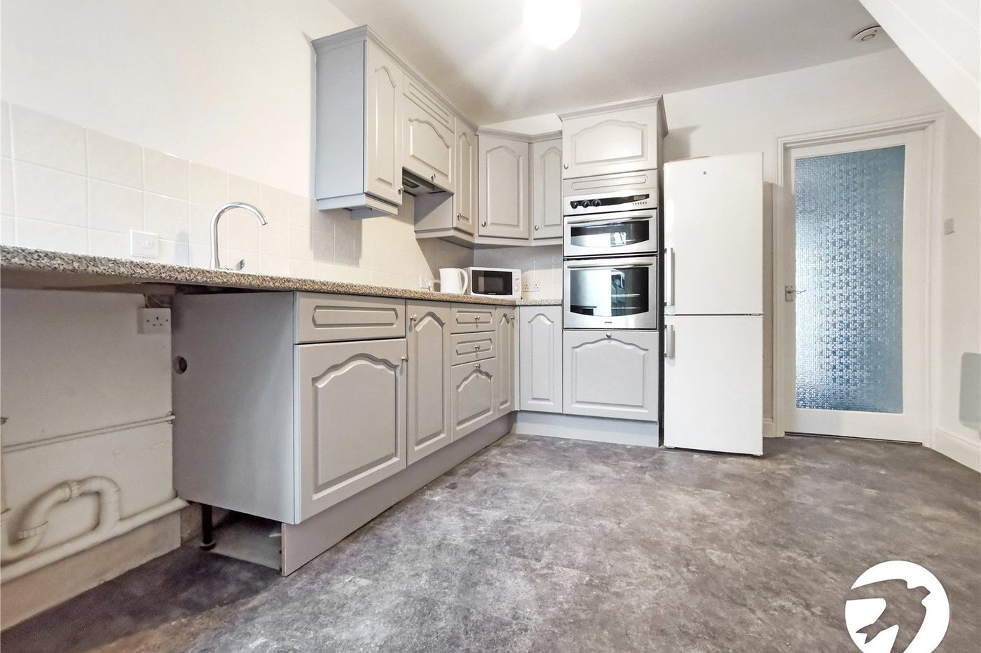2 bedroom house to rent in Erith | Robinson Jackson