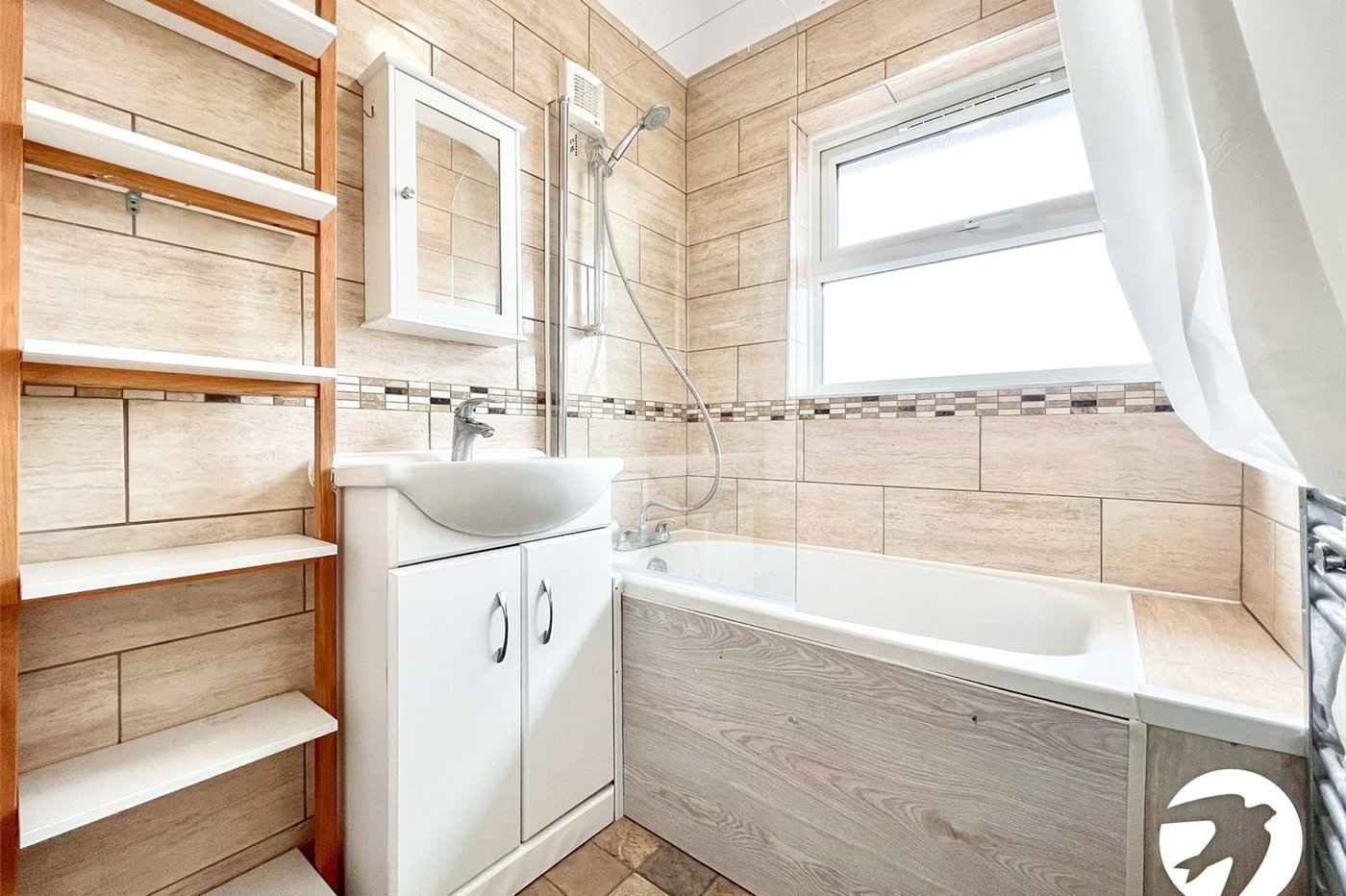 3 bedroom house to rent in Orpington | Robinson Jackson