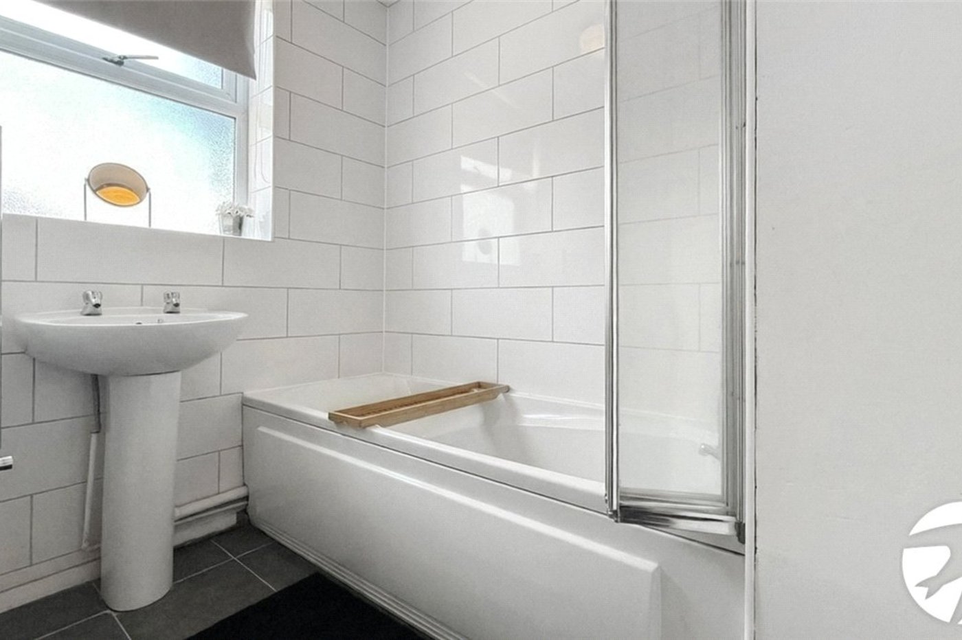 2 bedroom property to rent in Orpington | Robinson Jackson