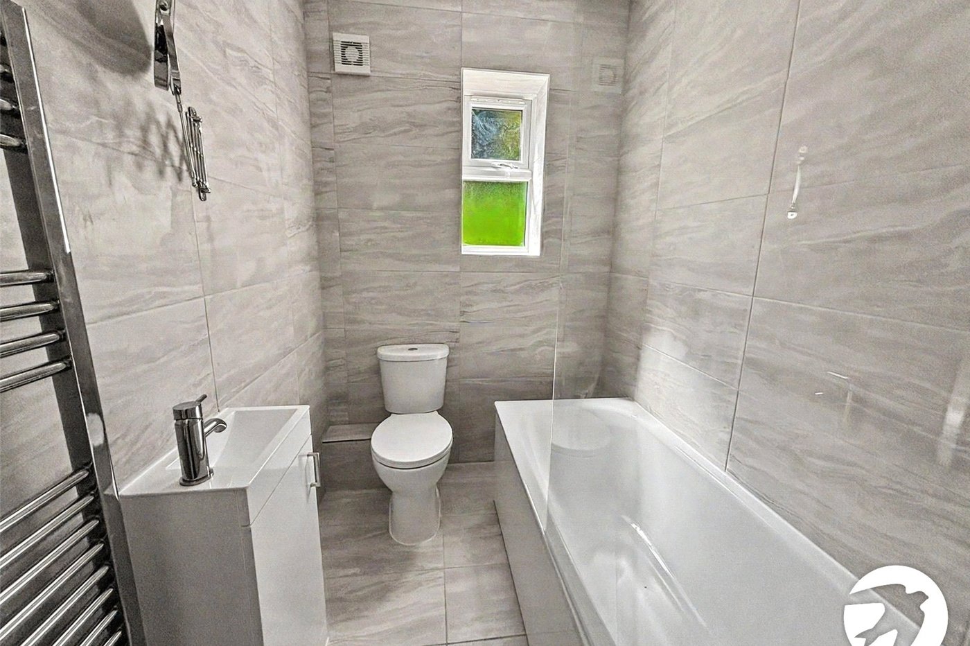 3 bedroom house to rent in Chatham | Robinson Michael & Jackson
