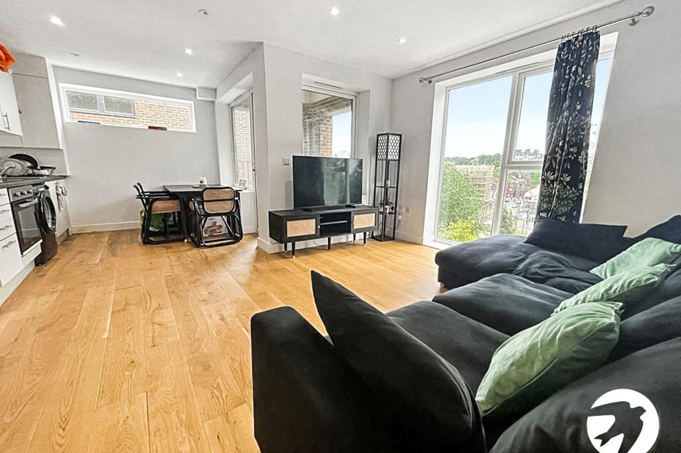 2 bedroom property to rent in Chatham | Robinson Michael & Jackson