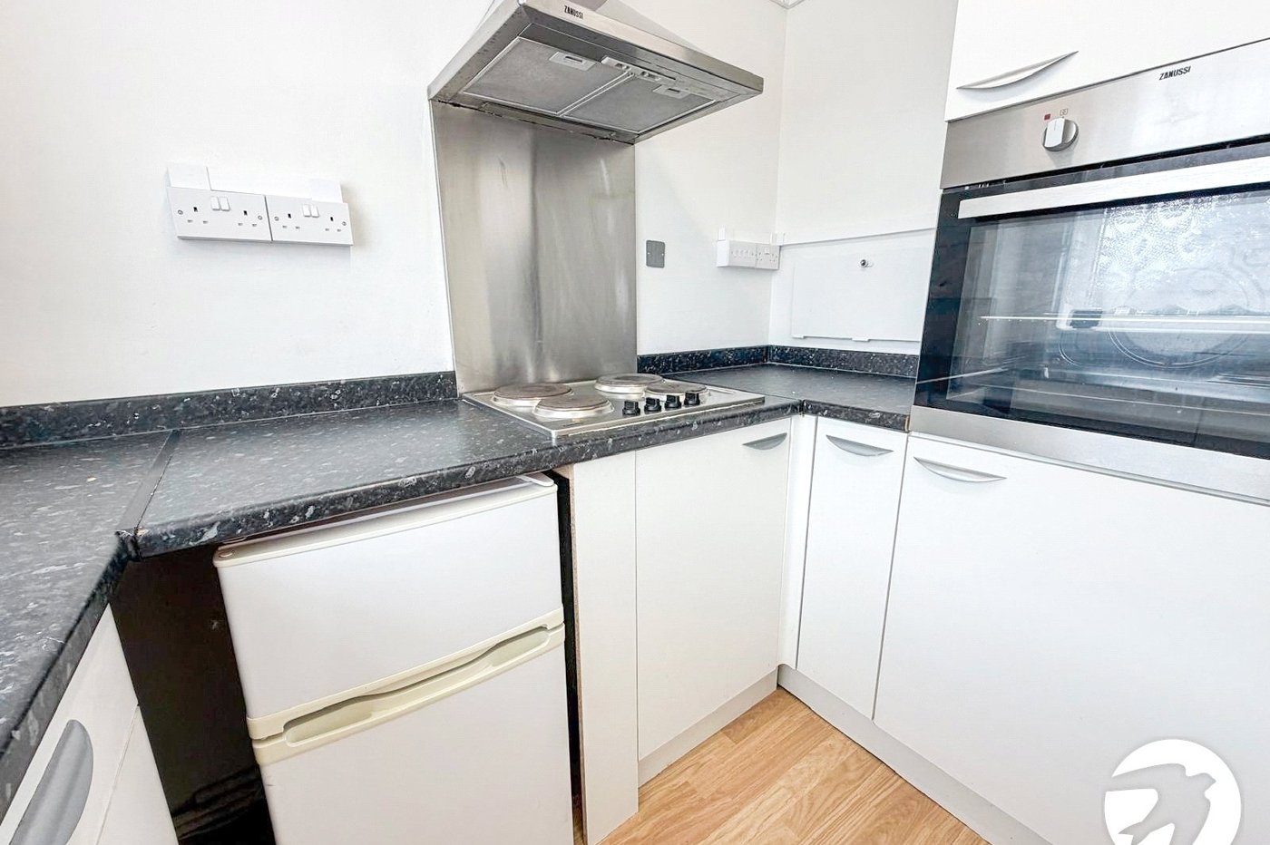 1 bedroom property to rent in Rochester | Robinson Michael & Jackson