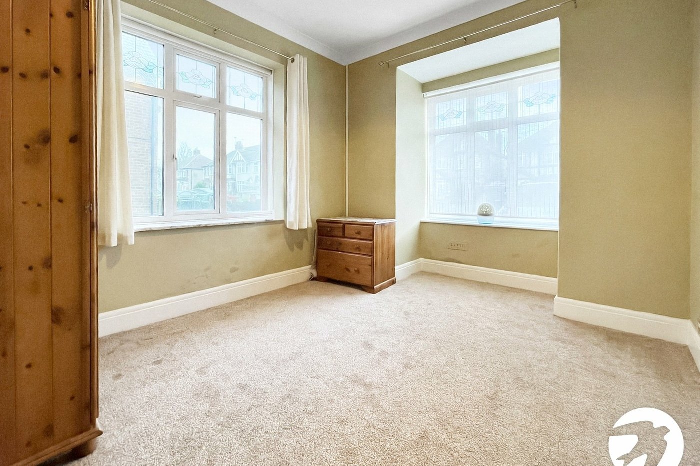 4 bedroom bungalow to rent in Bexley | Robinson Jackson